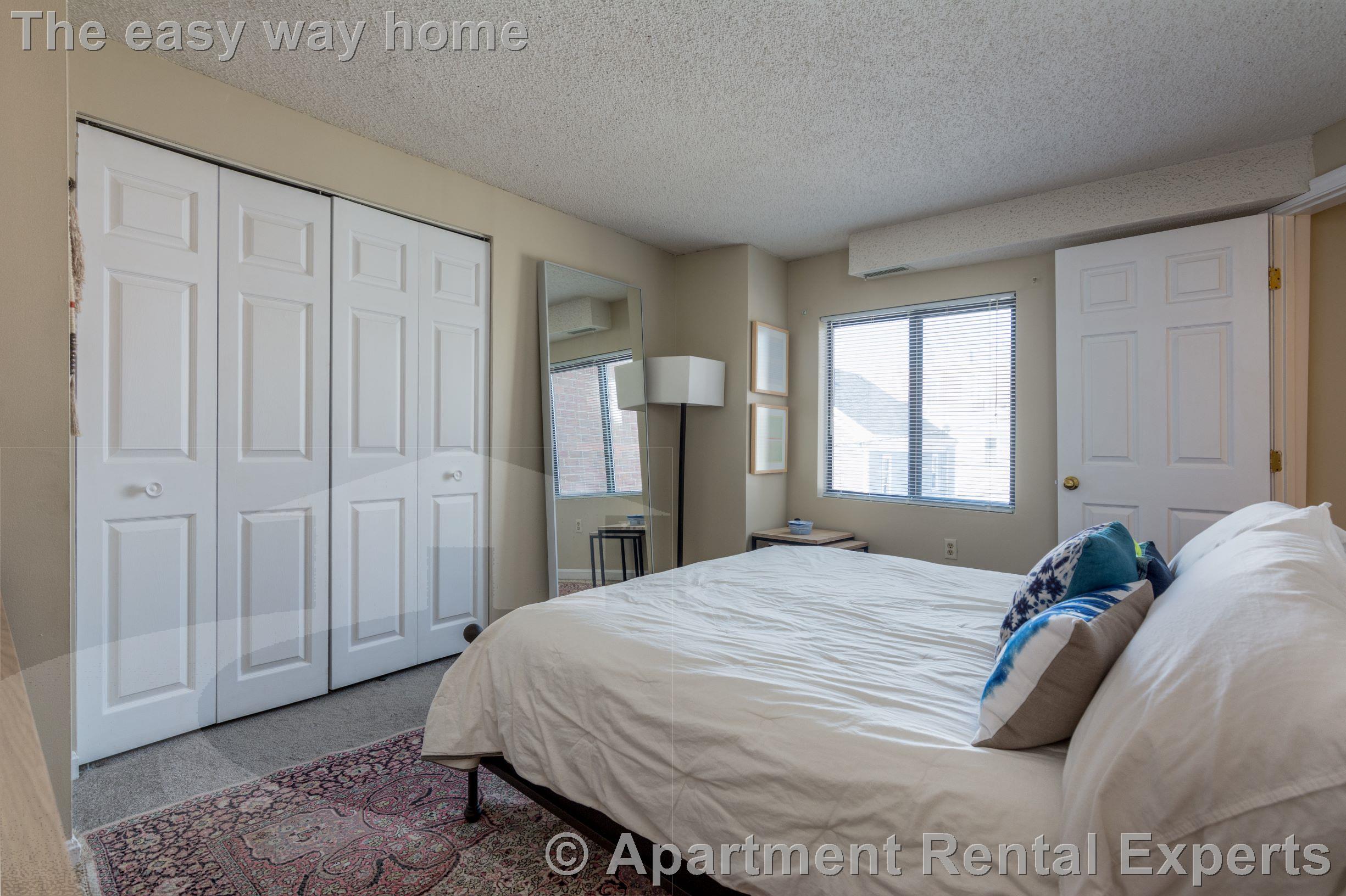 2 bed, 1 bath apartment for rent at 16 Elmer St Unit 204, Riverside — photo 5 of 10