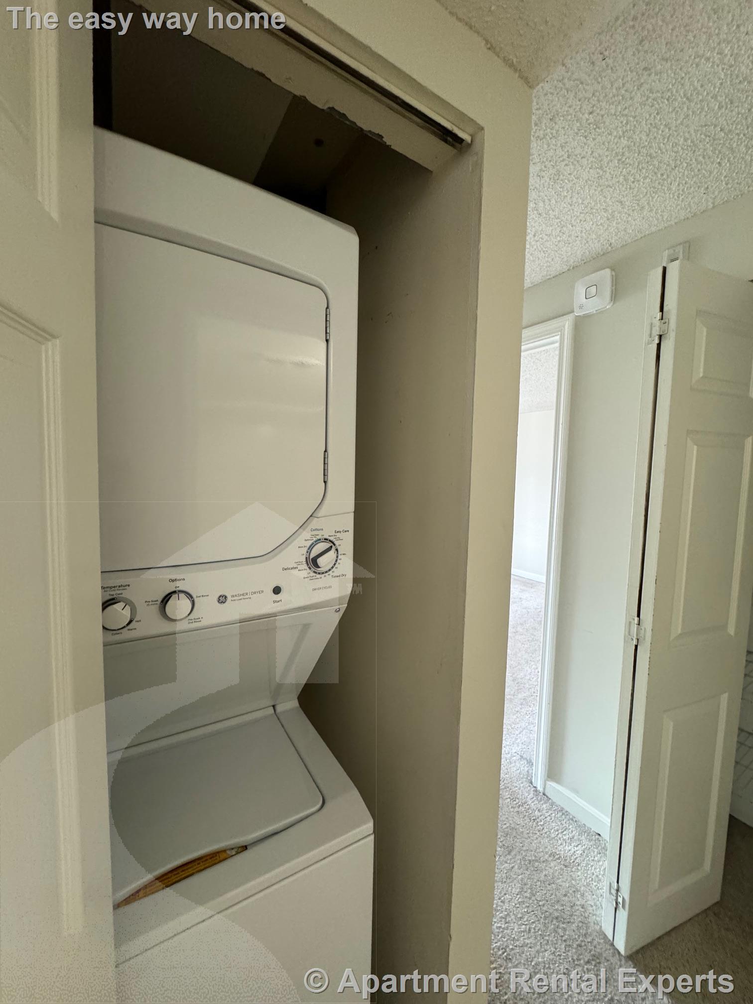 2 bed, 2 bath apartment for rent at 16 Elmer St Unit 303, Riverside — photo 7 of 12