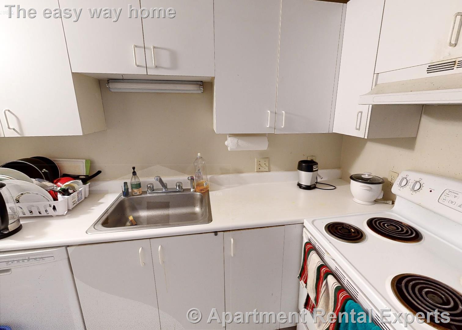 2 bed, 1 bath apartment for rent at 16 Elmer St Unit 502, Riverside — photo 3 of 10