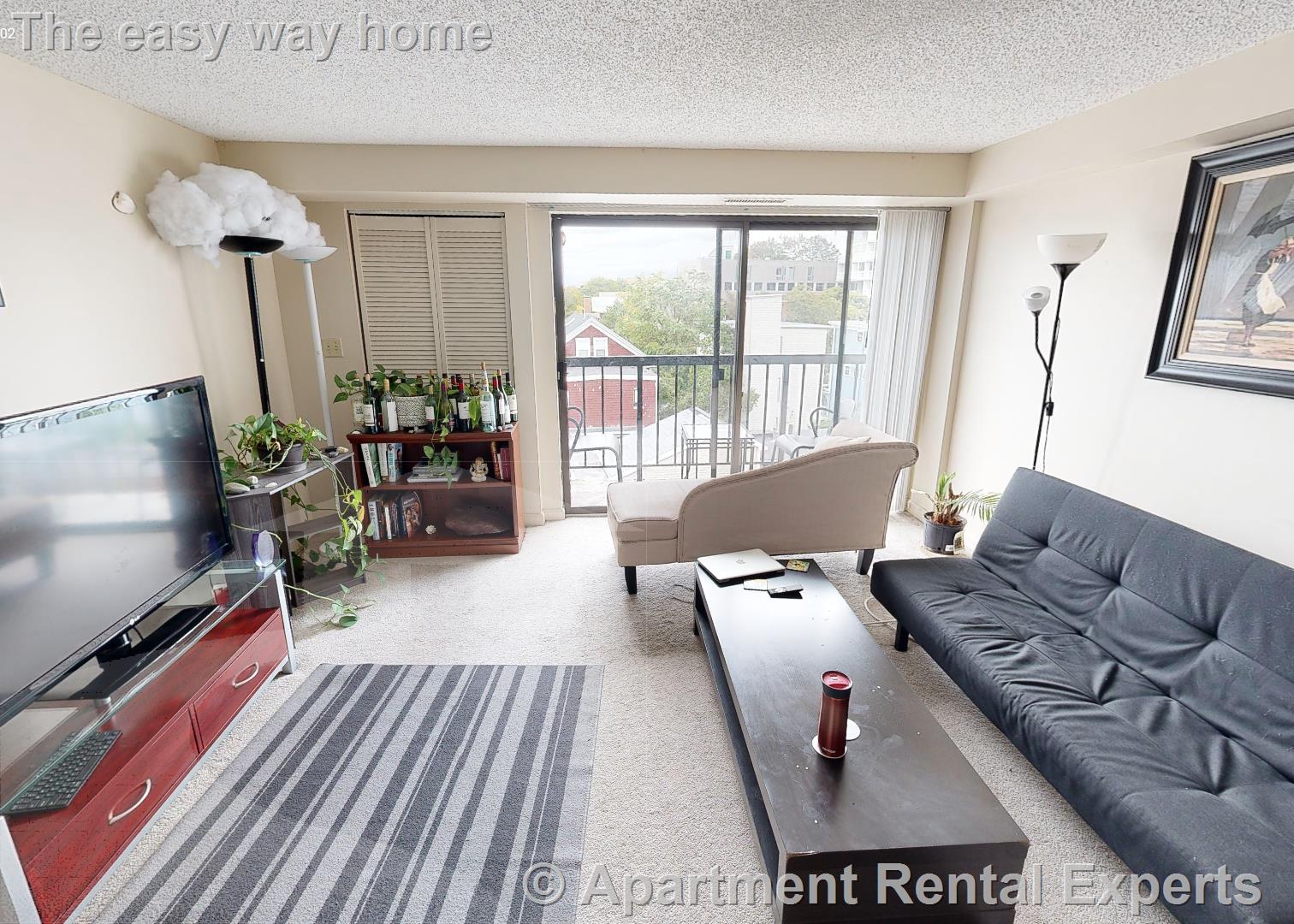 2 bed, 1 bath apartment for rent at 16 Elmer St Unit 502, Riverside — photo 1 of 10