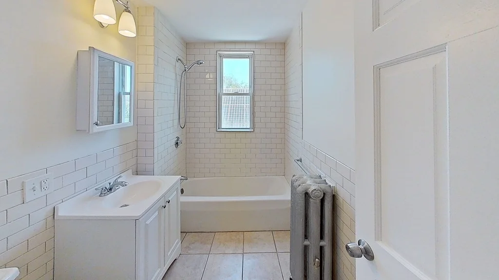3 bed, 1 bath apartment for rent at 16 Elmhurst St Unit 3, Dorchester — photo 23 of 26