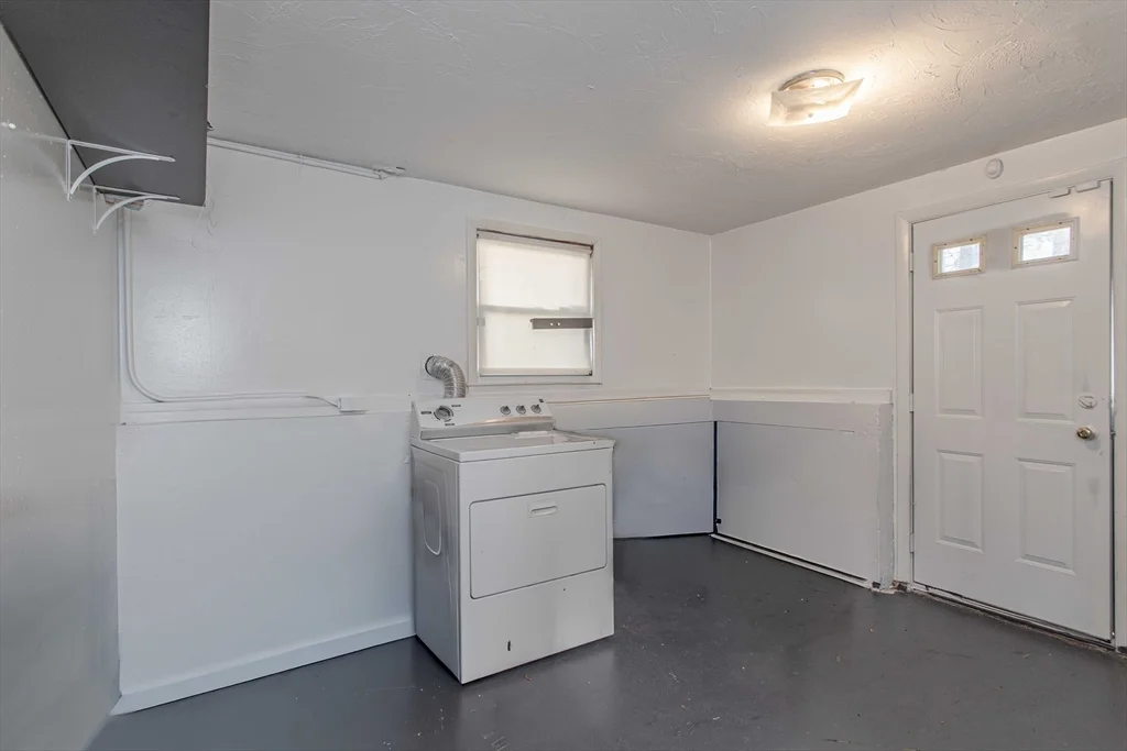 3 bed, 1 bath apartment for rent at 16 Falconer Ave, Brockton — photo 22 of 25
