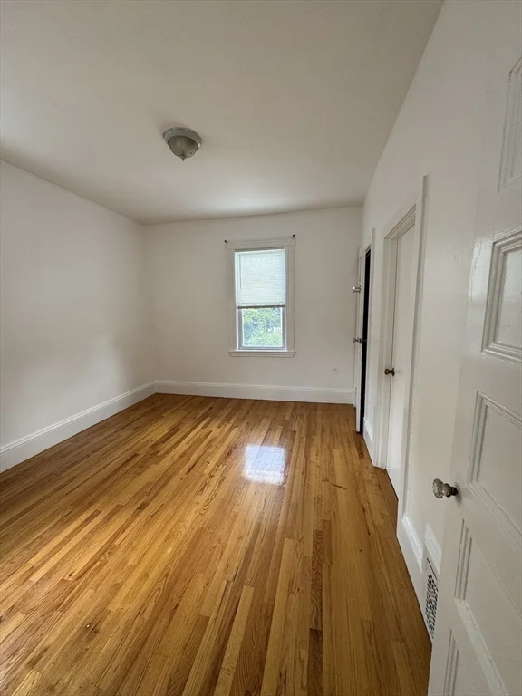 5 bed, 2 bath apartment for rent at 16 Falkland St Unit 2, Brighton — photo 15 of 20