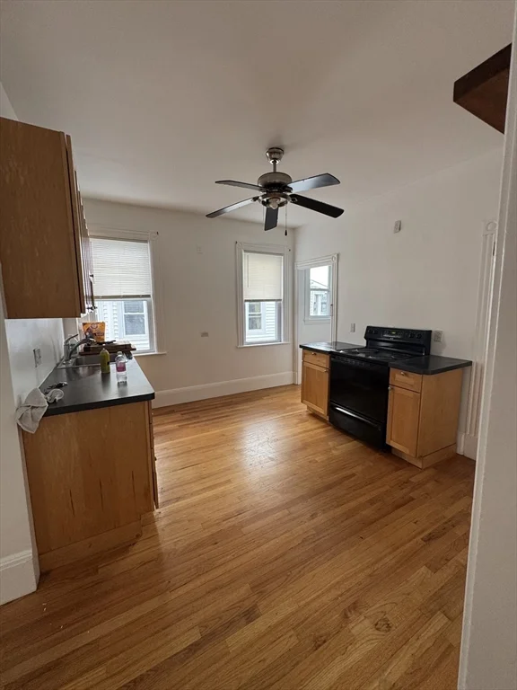 5 bed, 2 bath apartment for rent at 16 Falkland St Unit 2, Brighton — photo 16 of 20