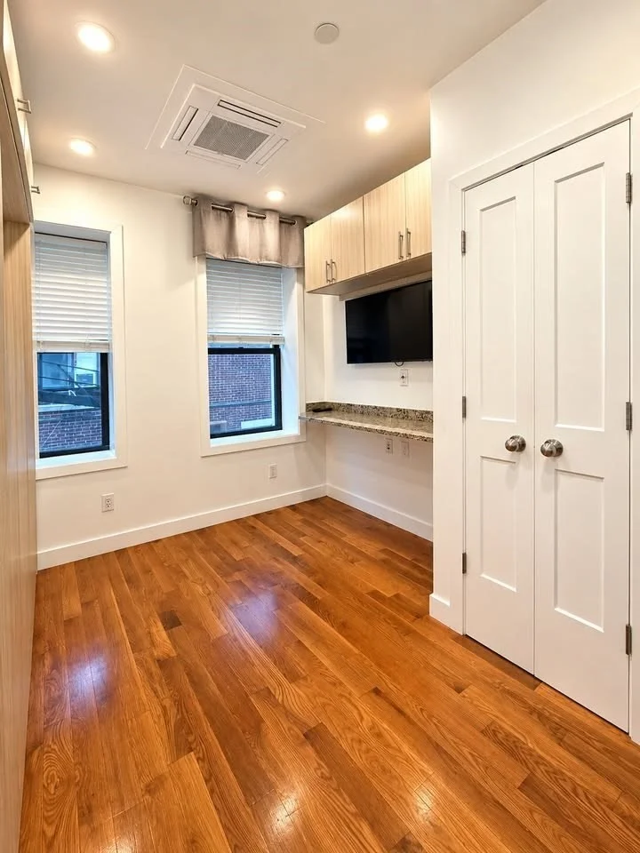 Studio bed, 1 bath apartment for rent at 16 Fifth St Unit 102, Chelsea
