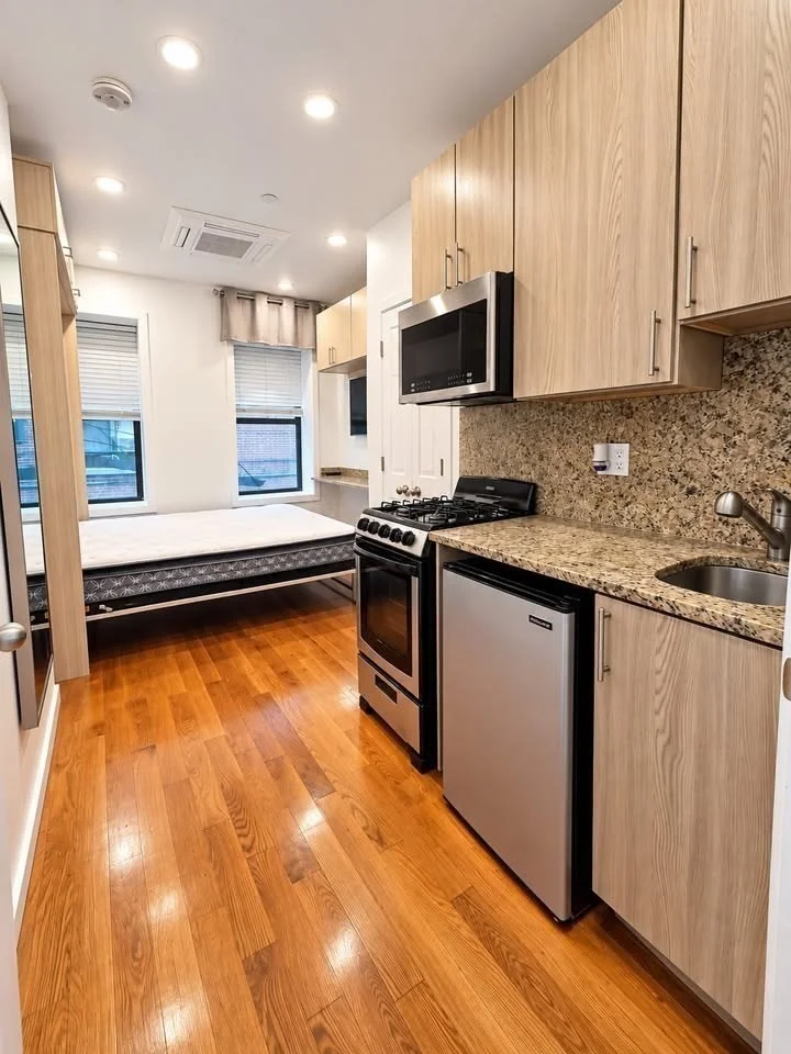 Studio bed, 1 bath apartment for rent at 16 Fifth St Unit 102, Chelsea — photo 3 of 10