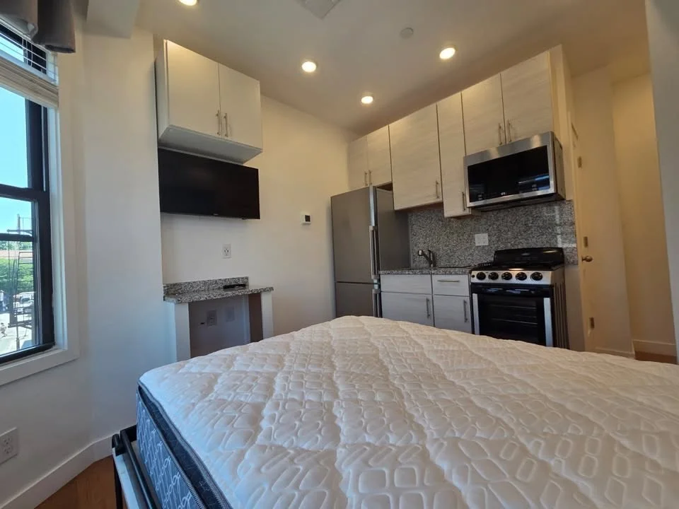 Studio bed, 1 bath apartment for rent at 16 Fifth St Unit 11, Chelsea — photo 4 of 10