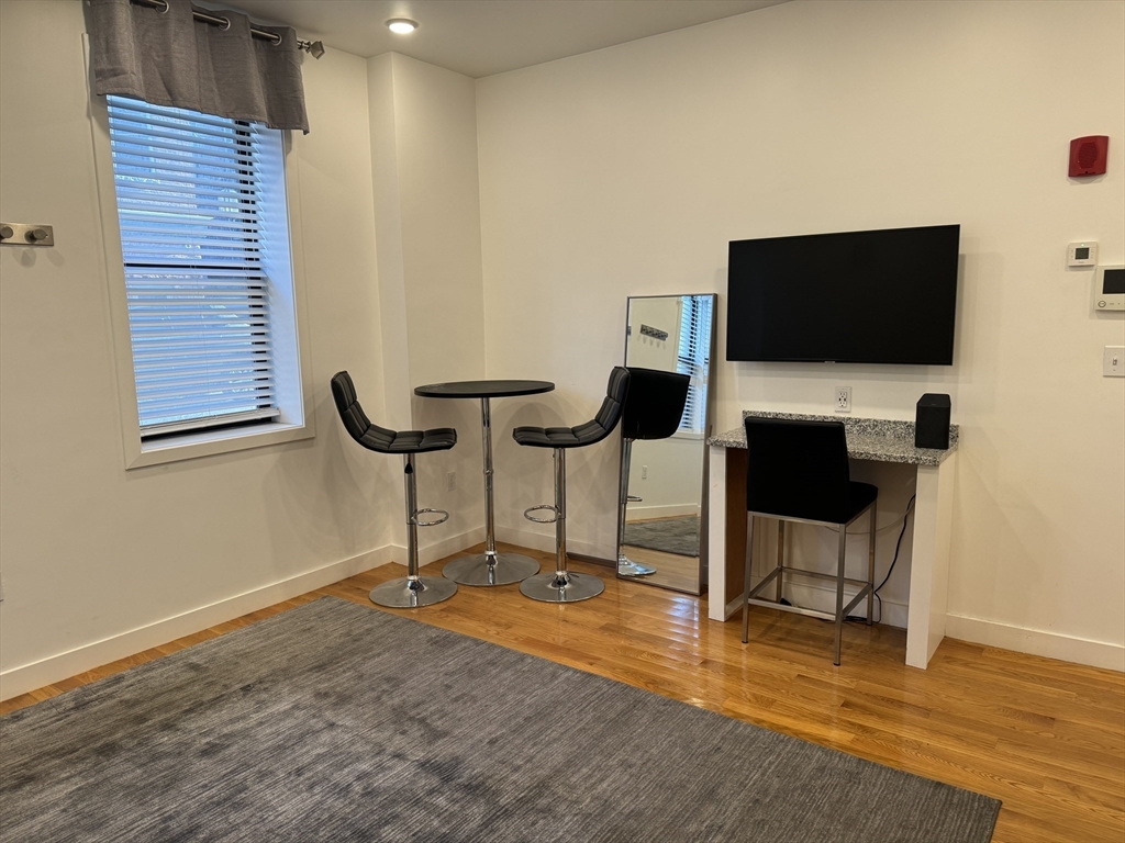 Studio bed, 1 bath apartment for rent at 16 Fifth St Unit 14, Chelsea — photo 3 of 9