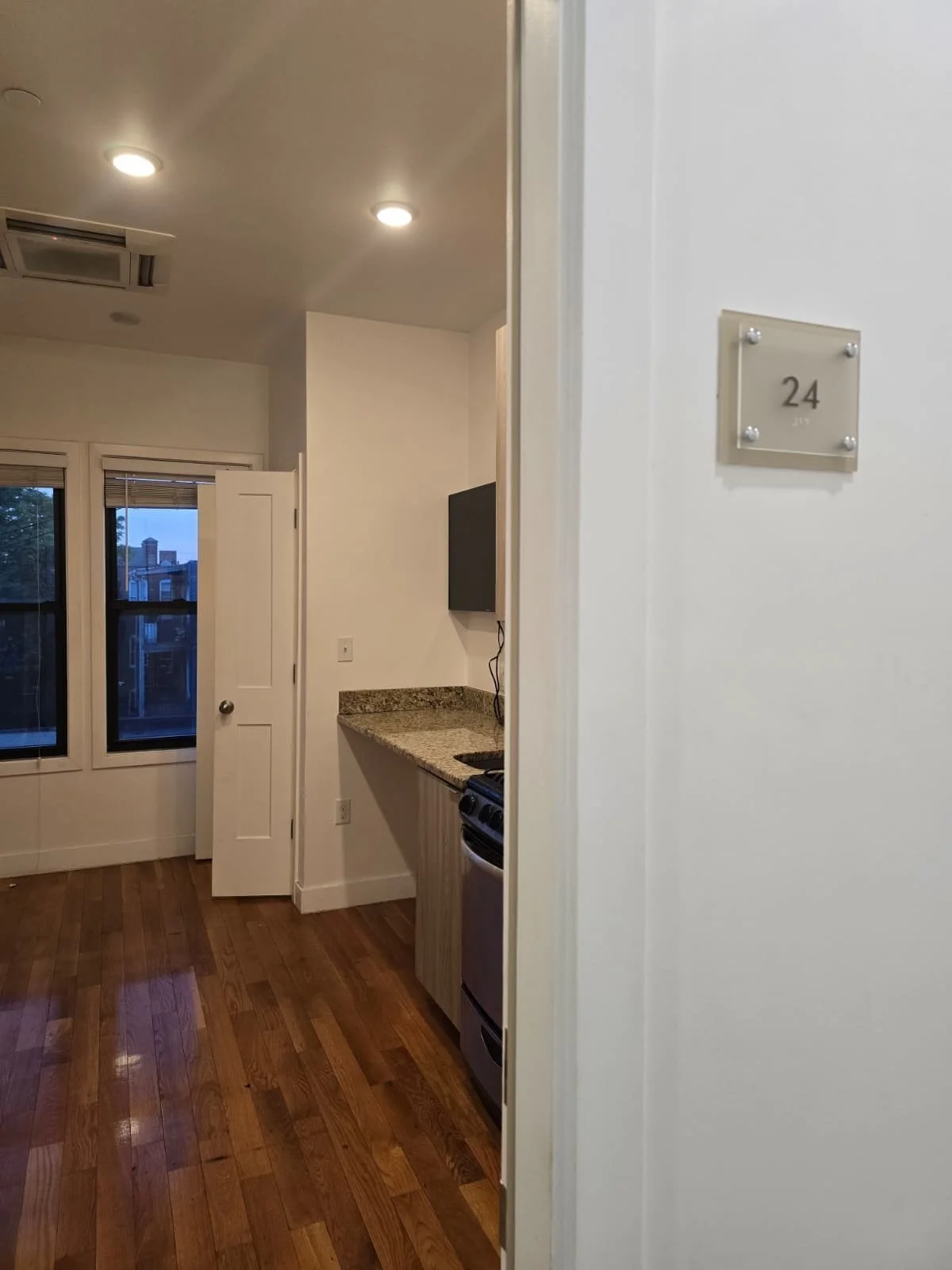 Studio bed, 1 bath apartment for rent at 16 Fifth St Unit 24, Chelsea — photo 5 of 11
