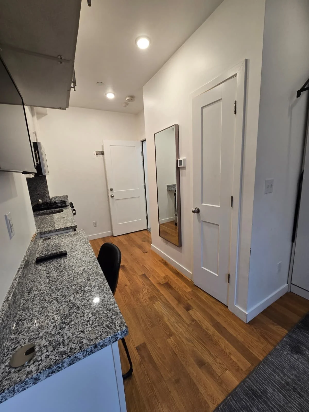 Studio bed, 1 bath apartment for rent at 16 Fifth St Unit 5, Chelsea — photo 5 of 13