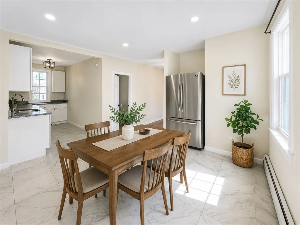 3 bed, 1 bath apartment for rent at 16 Fleming Ave Unit 16, Andover — photo 9 of 16