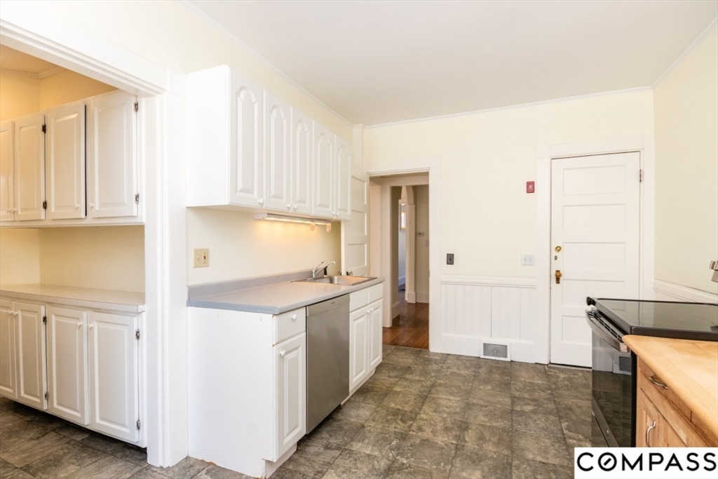 4 bed, 1 bath apartment for rent at 16 Fletcher St Unit 16, Roslindale — photo 14 of 32