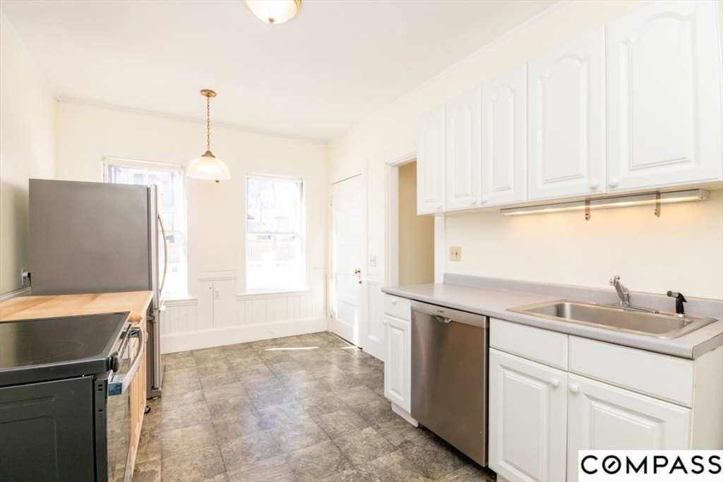 4 bed, 1 bath apartment for rent at 16 Fletcher St Unit 16, Roslindale — photo 10 of 32