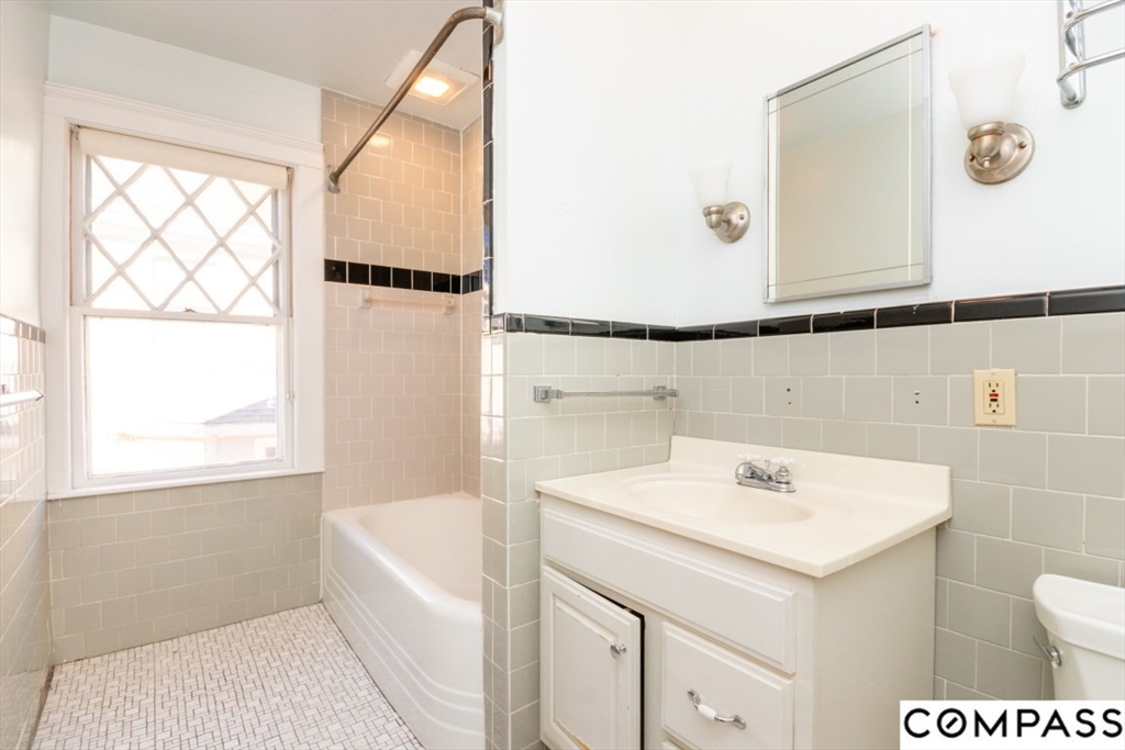 4 bed, 1 bath apartment for rent at 16 Fletcher St Unit 16, Roslindale — photo 21 of 32