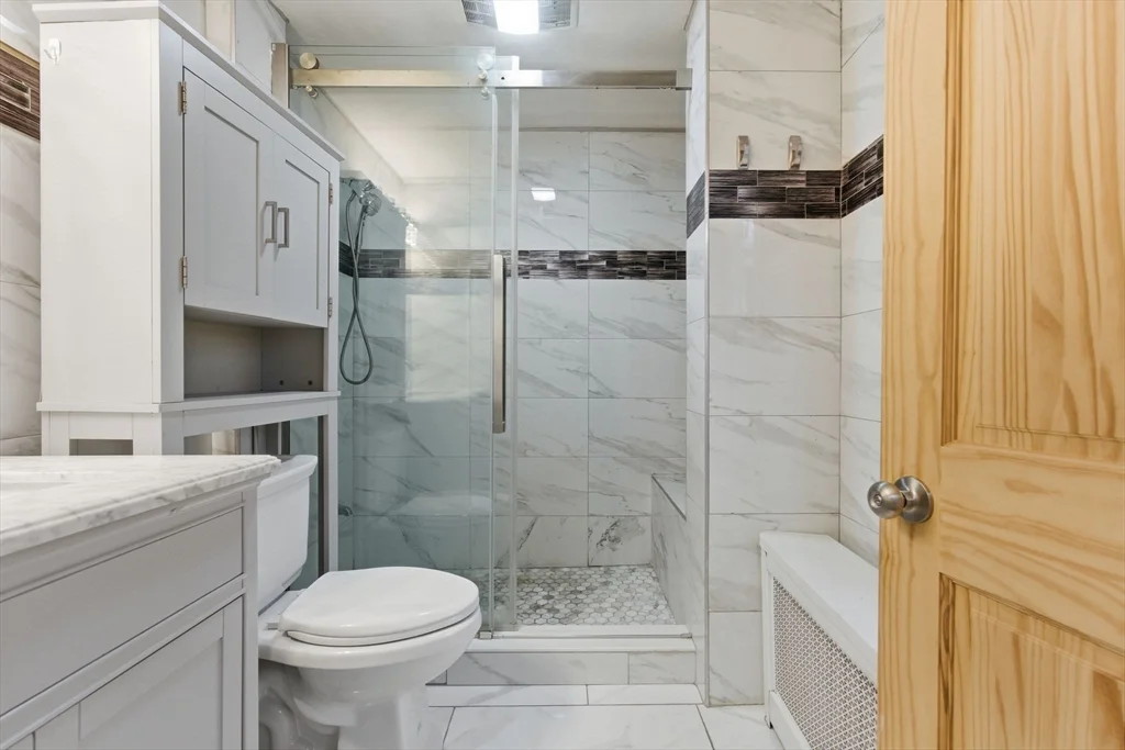 2 bed, 1 bath apartment for rent at 16 Floyd St Unit 1, Woburn — photo 10 of 20