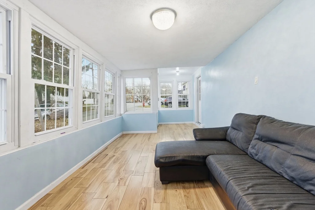 2 bed, 1 bath apartment for rent at 16 Floyd St Unit 1, Woburn — photo 9 of 20