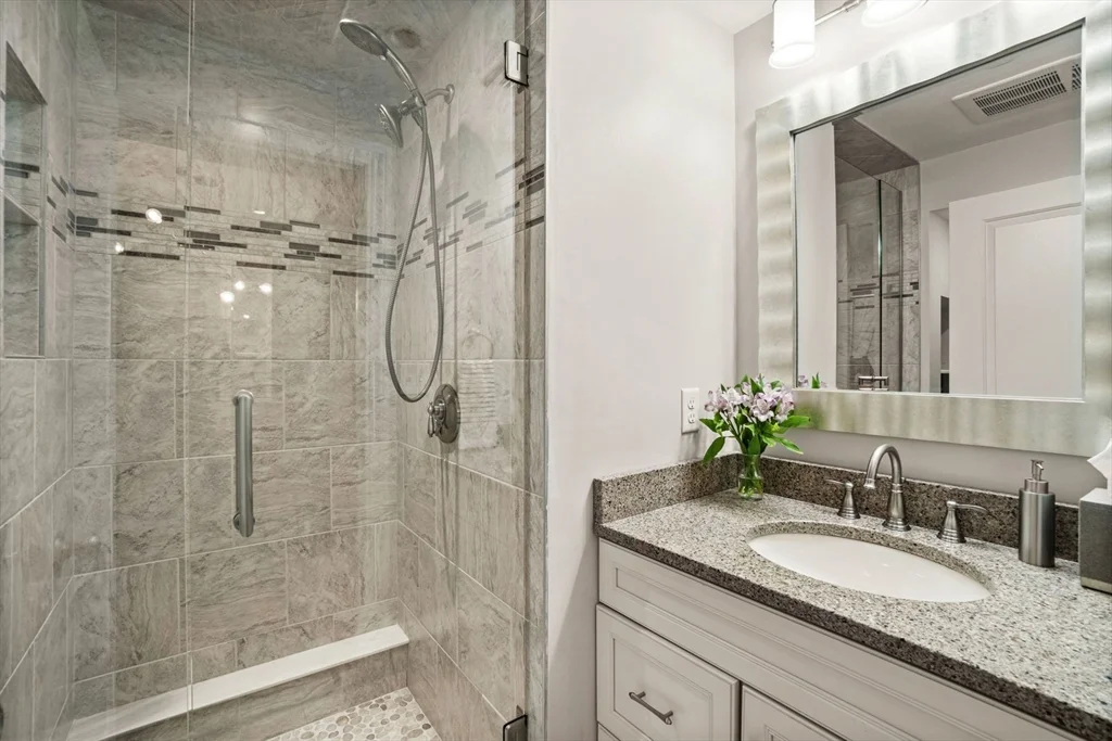 2 bed, 3 bath apartment for rent at 16 Follen St Unit 1, Back Bay — photo 11 of 21