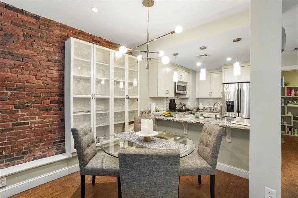 2 bed, 3 bath apartment for rent at 16 Follen St Unit 1, Back Bay — photo 5 of 21