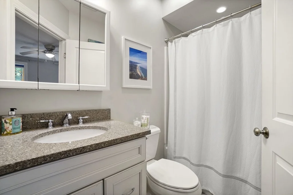 2 bed, 3 bath apartment for rent at 16 Follen St Unit 1, Back Bay — photo 17 of 21