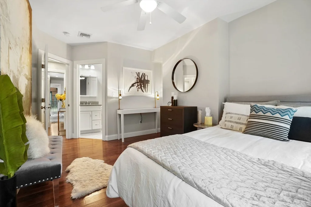 2 bed, 3 bath apartment for rent at 16 Follen St Unit 1, Back Bay — photo 18 of 21