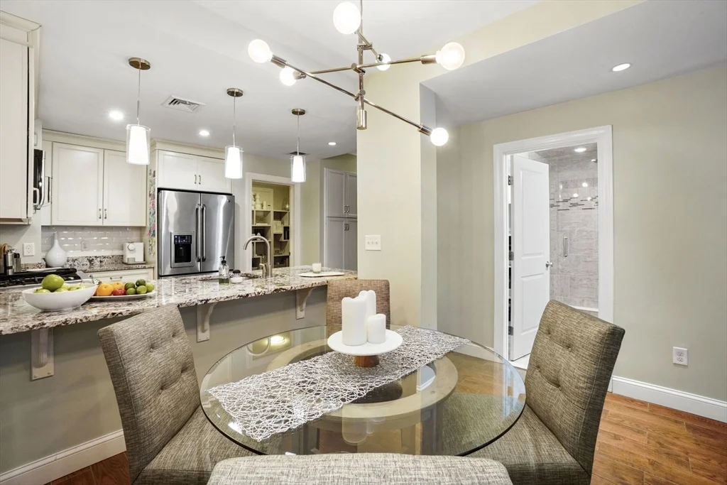 2 bed, 3 bath apartment for rent at 16 Follen St Unit 1, Back Bay — photo 4 of 21