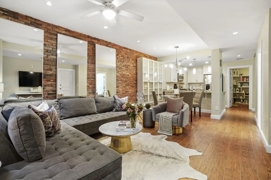 2 bed, 3 bath apartment for rent at 16 Follen St Unit 1, Back Bay — photo 3 of 21