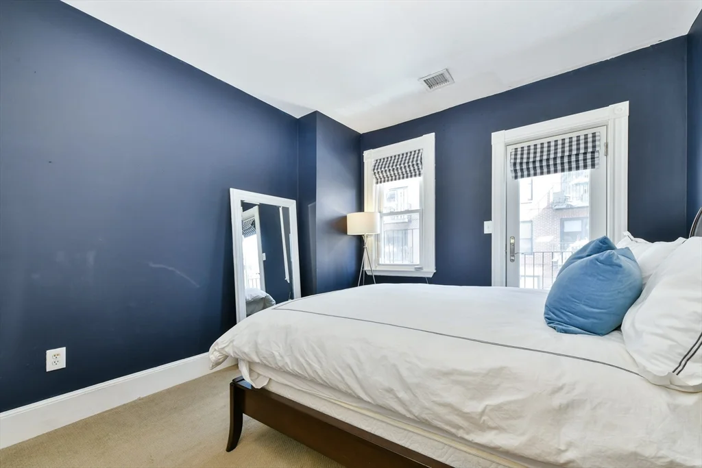 2 bed, 1 bath apartment for rent at 16 Follen St Unit 2, Back Bay — photo 10 of 12