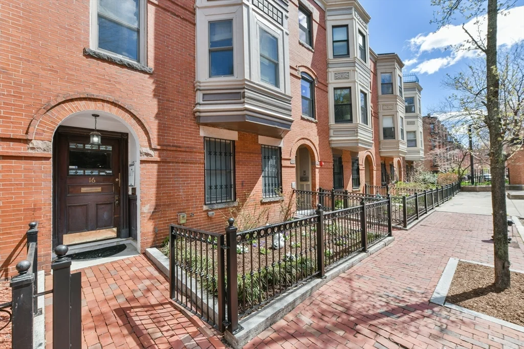 2 bed, 1 bath apartment for rent at 16 Follen St Unit 2, Back Bay — photo 12 of 12