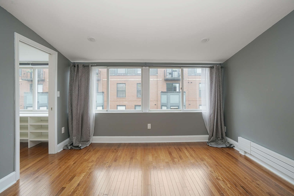 3 bed, 2 bath apartment for rent at 16 Follen St Unit 3, Back Bay — photo 12 of 23