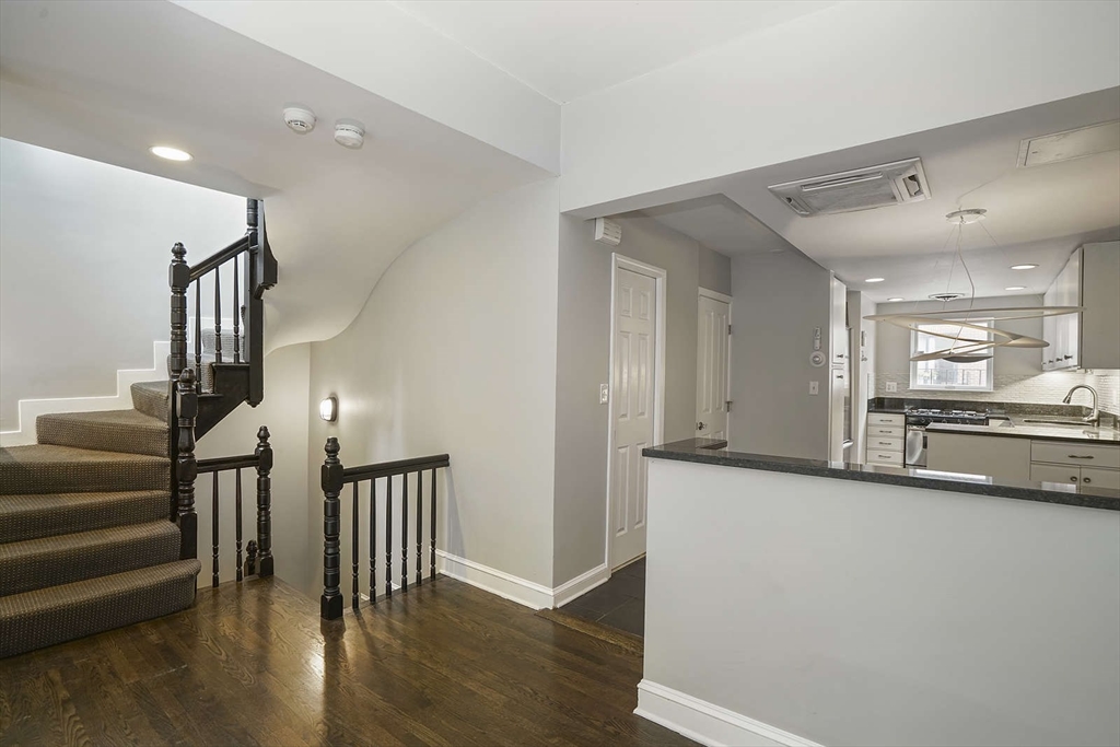 3 bed, 2 bath apartment for rent at 16 Follen St Unit 3, Back Bay — photo 6 of 23