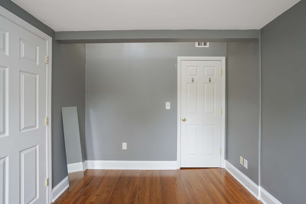 3 bed, 2 bath apartment for rent at 16 Follen St Unit 3, Back Bay — photo 20 of 23
