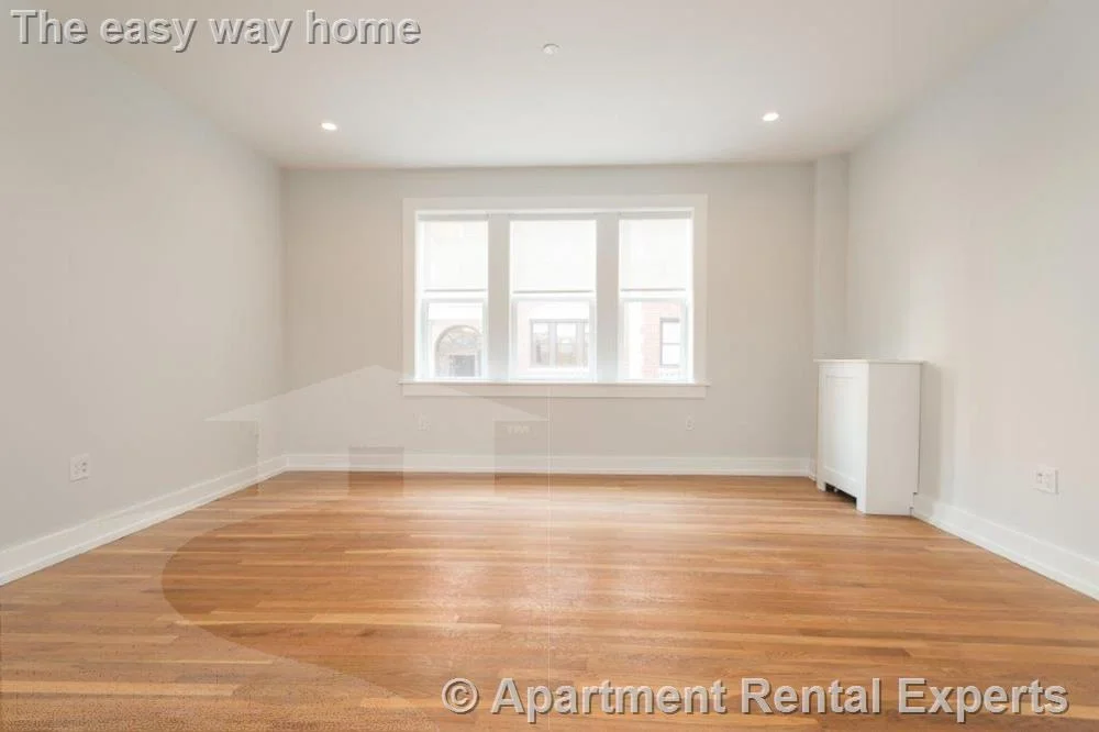 1 bed, 1 bath apartment for rent at 16 Forest St Unit 2, Porter Square — photo 4 of 8