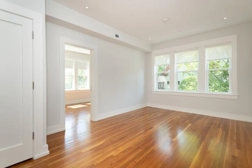 2 bed, 1 bath apartment for rent at 16 Forest St Unit 22, Baldwin — photo 3 of 10