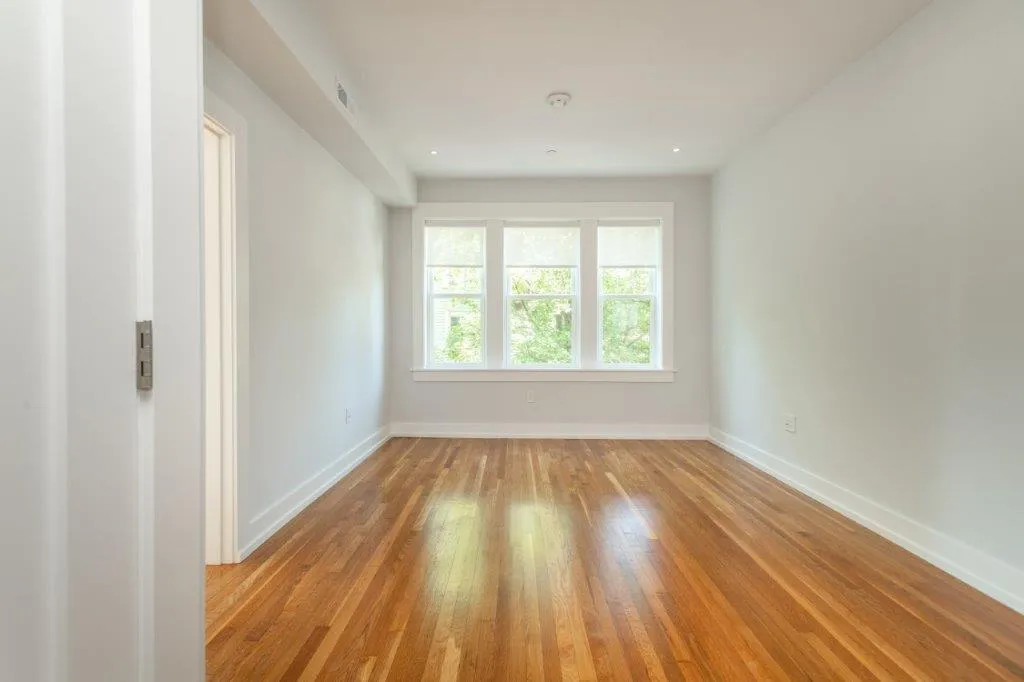 2 bed, 1 bath apartment for rent at 16 Forest St Unit 22, Baldwin — photo 4 of 10