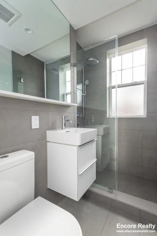 2 bed, 1 bath apartment for rent at 16 Forest St Unit 32, Baldwin — photo 10 of 11