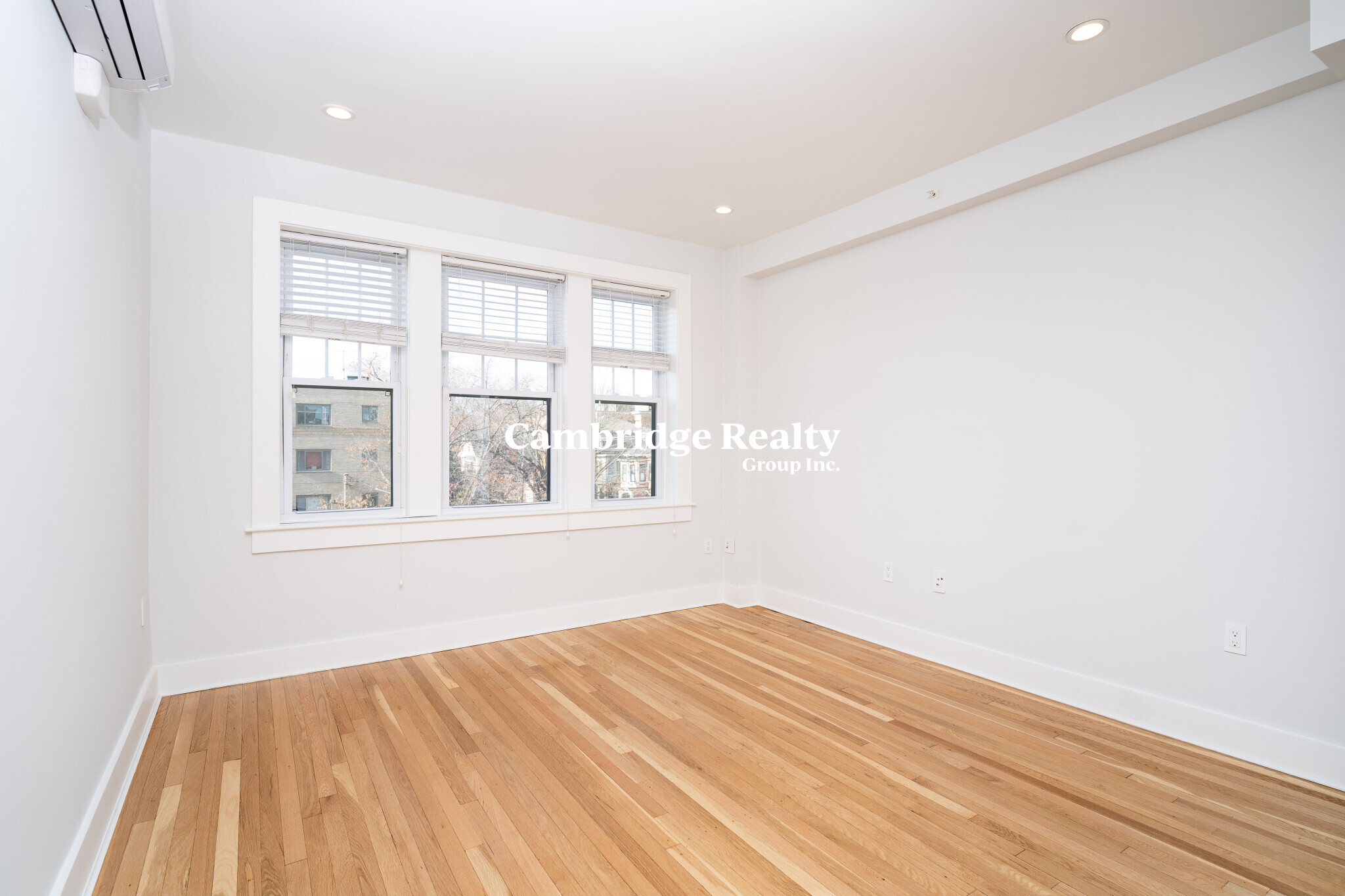 1 bed, 1 bath apartment for rent at 16 Forest St Unit 34T, Baldwin — photo 3 of 7