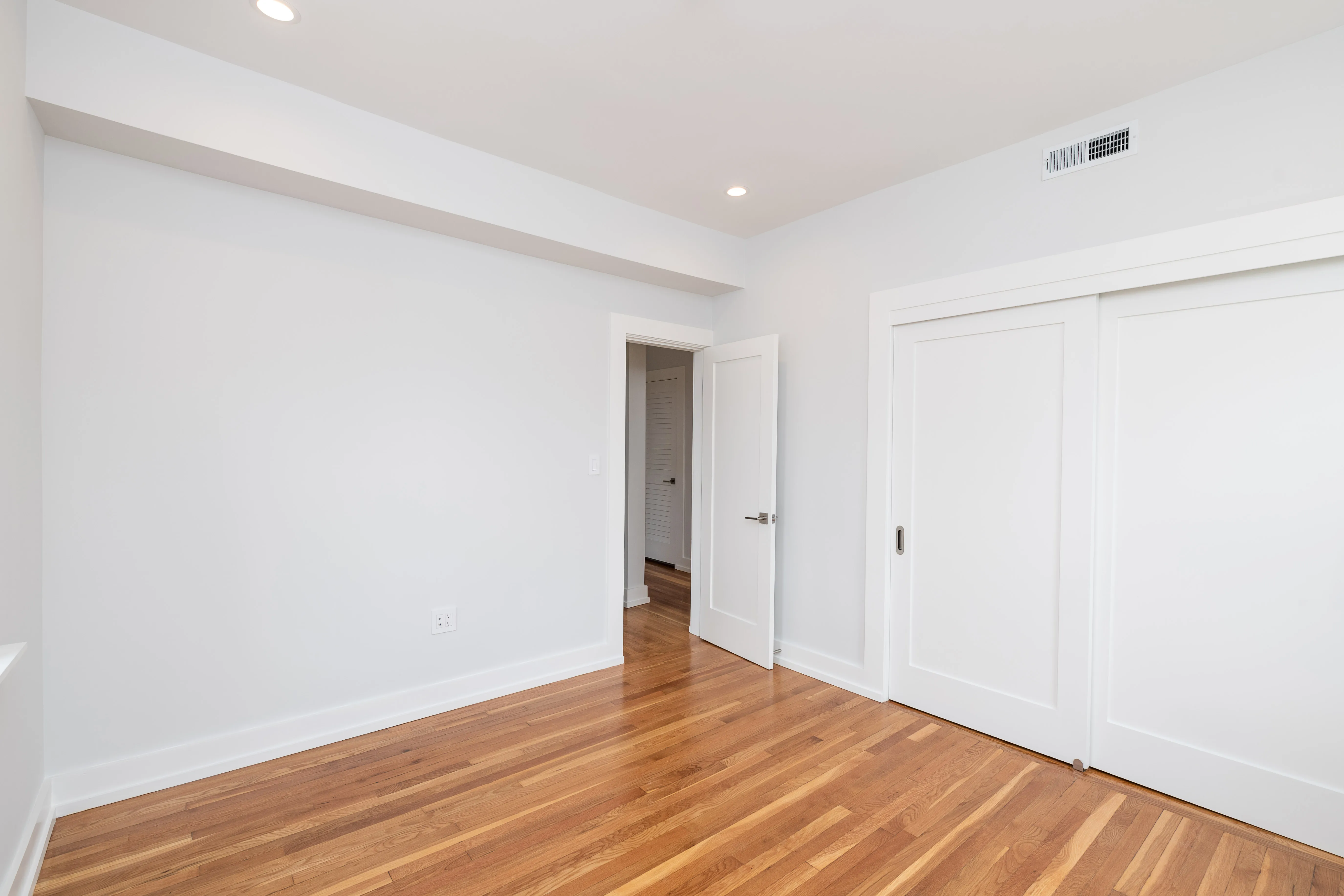 1 bed, 1 bath apartment for rent at 16 Forest St Unit 43, Baldwin — photo 3 of 6
