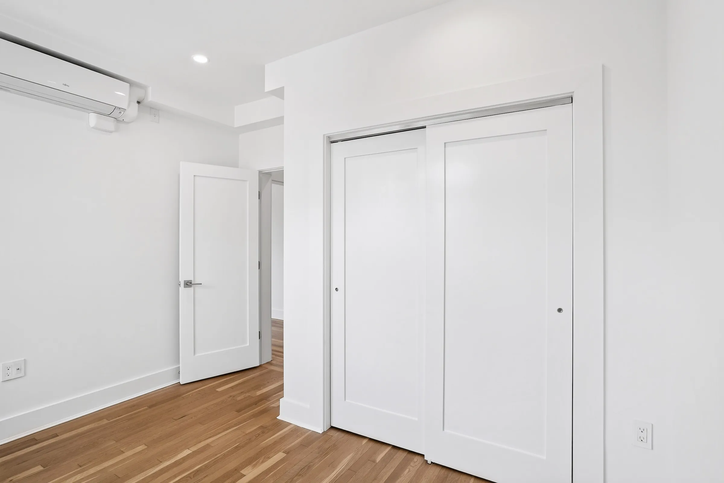 2 bed, 1 bath apartment for rent at 16 Forest St Unit 43, Baldwin — photo 7 of 12