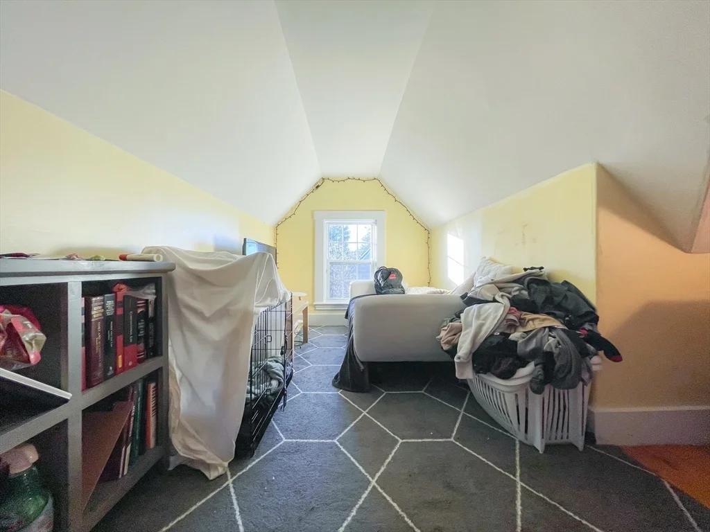5 bed, 3 bath apartment for rent at 16 Foster St Unit 1, Brighton — photo 16 of 20
