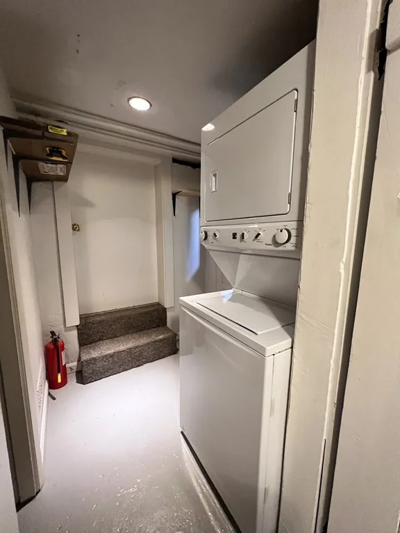 1 bed, 1 bath apartment for rent at 16 Franklin St Unit B, Winthrop — photo 9 of 9