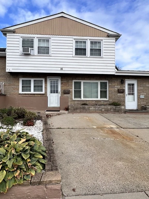 1 bed, 1 bath apartment for rent at 16 Franklin St Unit B, Winthrop — photo 2 of 9