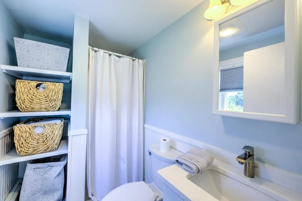 3 bed, 2 bath apartment for rent at 16 Freeman Ave, Sandwich — photo 10 of 17