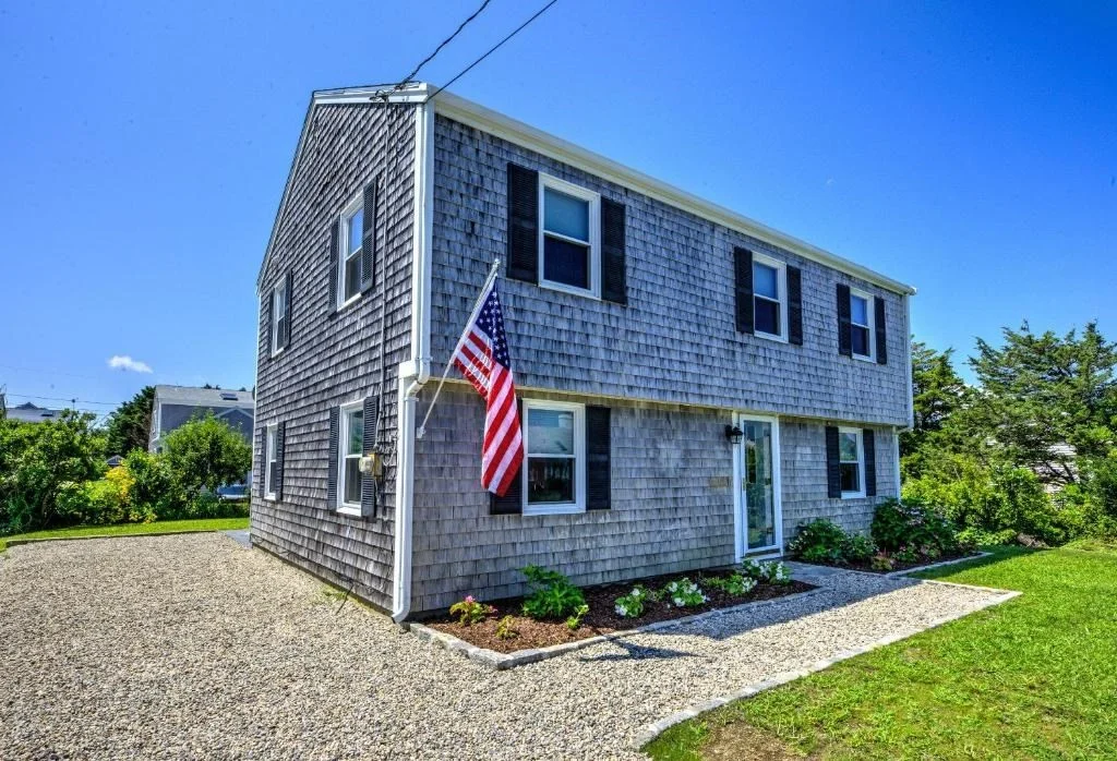 3 bed, 2 bath apartment for rent at 16 Freeman Ave, Sandwich