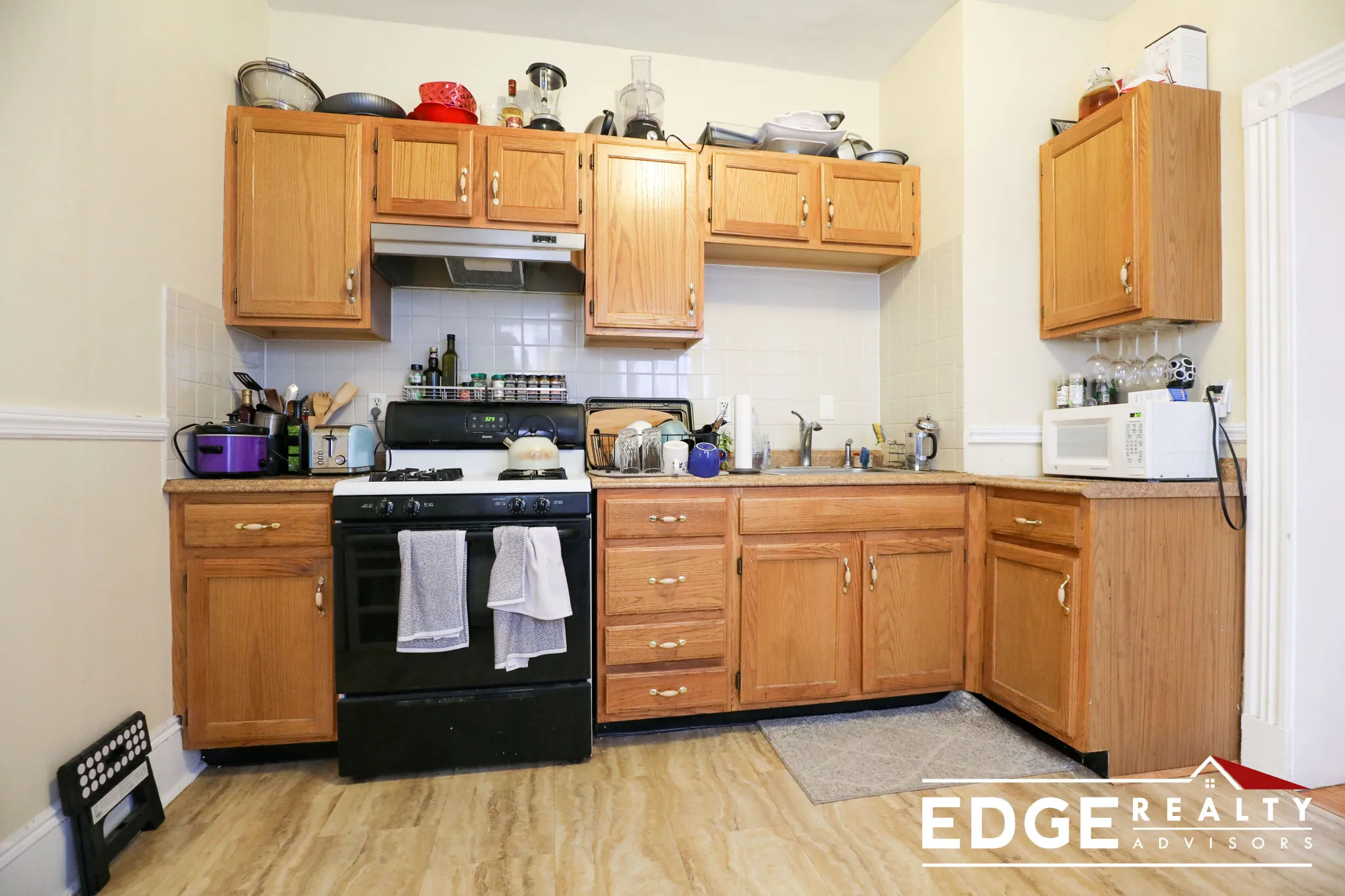 3 bed, 1 bath apartment for rent at 16 Fuller St Unit 1, North Brookline — photo 2 of 10