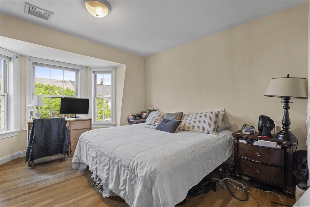1 bed, 1 bath apartment for rent at 16 Gates St Unit 3, South Boston — photo 6 of 8
