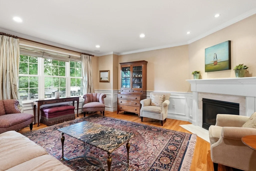 4 bed, 4+ bath apartment for rent at 16 Gerber Unit 16, Needham Heights — photo 2 of 42