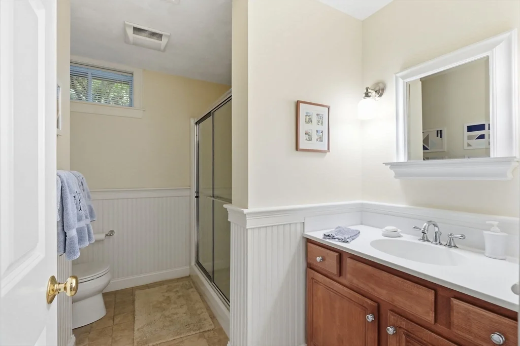 4 bed, 4+ bath apartment for rent at 16 Gerber Unit 16, Needham Heights — photo 35 of 42