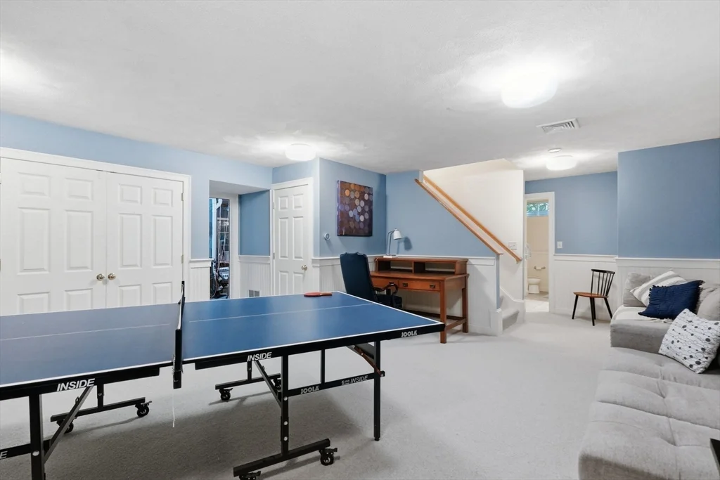 4 bed, 4+ bath apartment for rent at 16 Gerber Unit 16, Needham Heights — photo 34 of 42
