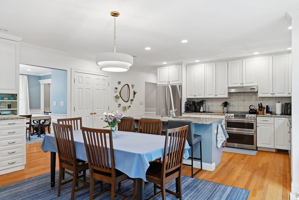 4 bed, 4+ bath apartment for rent at 16 Gerber Unit 16, Needham Heights — photo 18 of 42