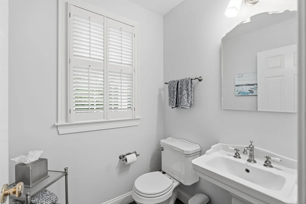 4 bed, 4+ bath apartment for rent at 16 Gerber Unit 16, Needham Heights — photo 11 of 42